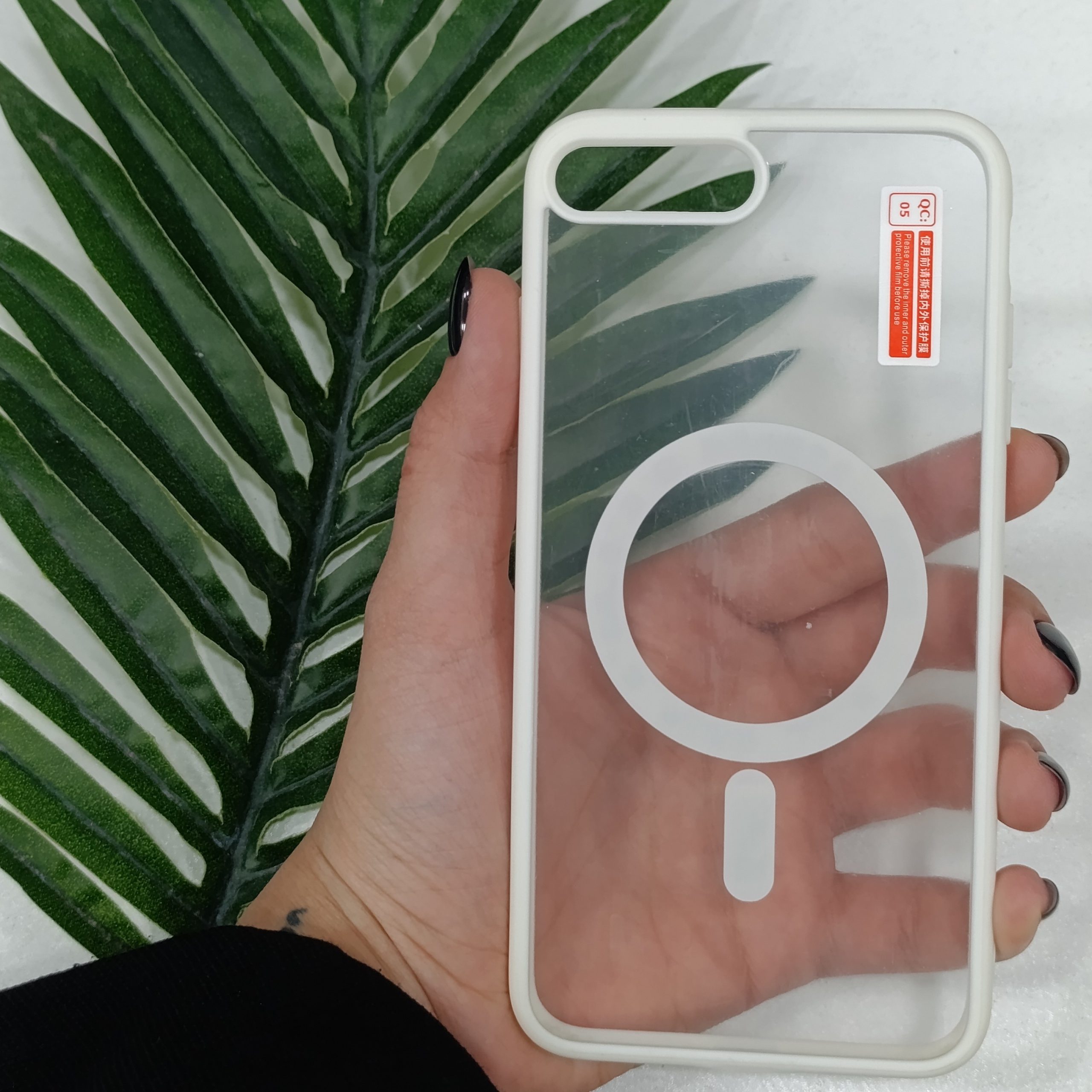 گارد آیفون Iphone 7p/8p طرح مگنتی شفاف دور رنگی رنگ سفید قاب و محافظ موبایل