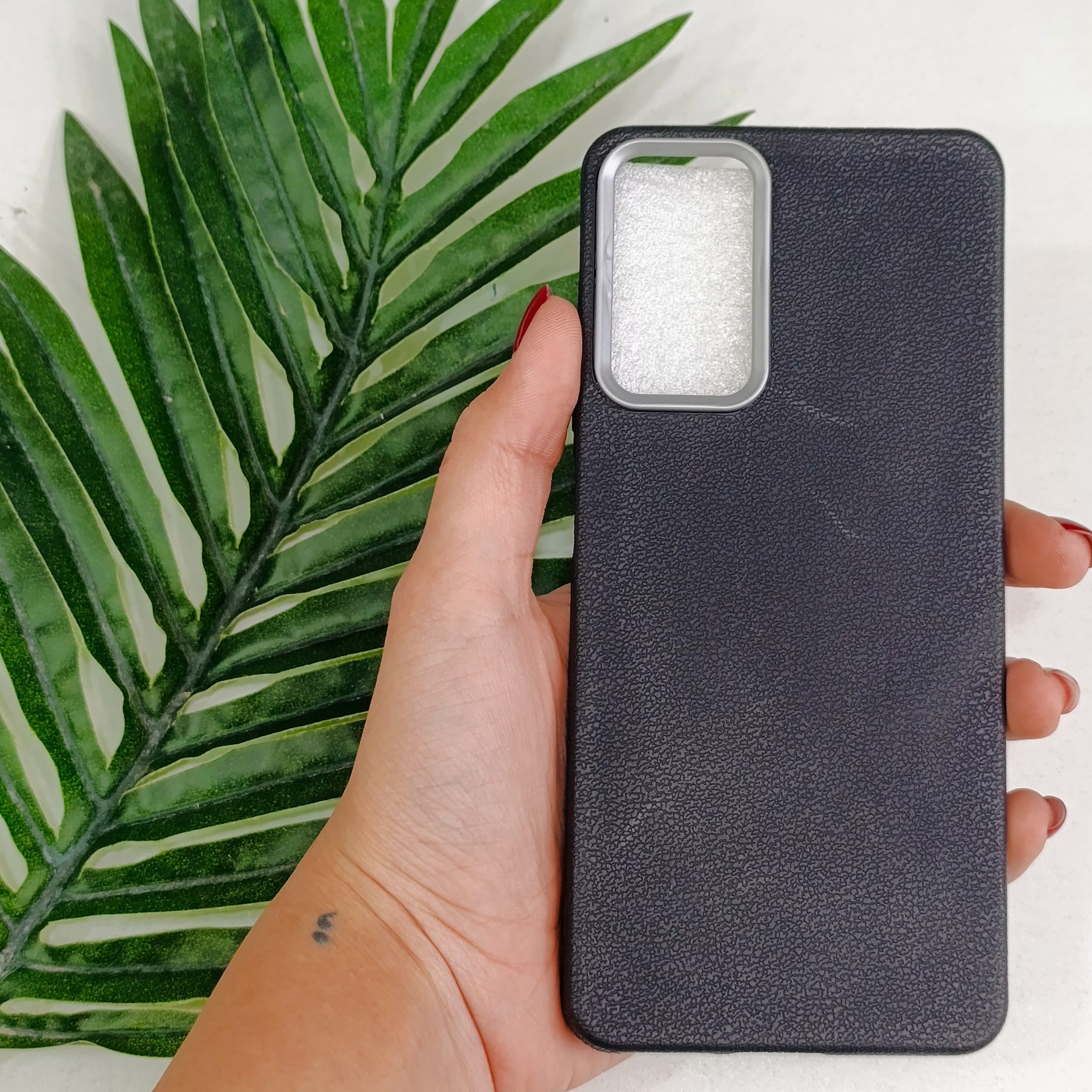 گارد گوشی شیائومی Note 12 pro طرح چرم رنگ مشکی قاب و محافظ موبایل