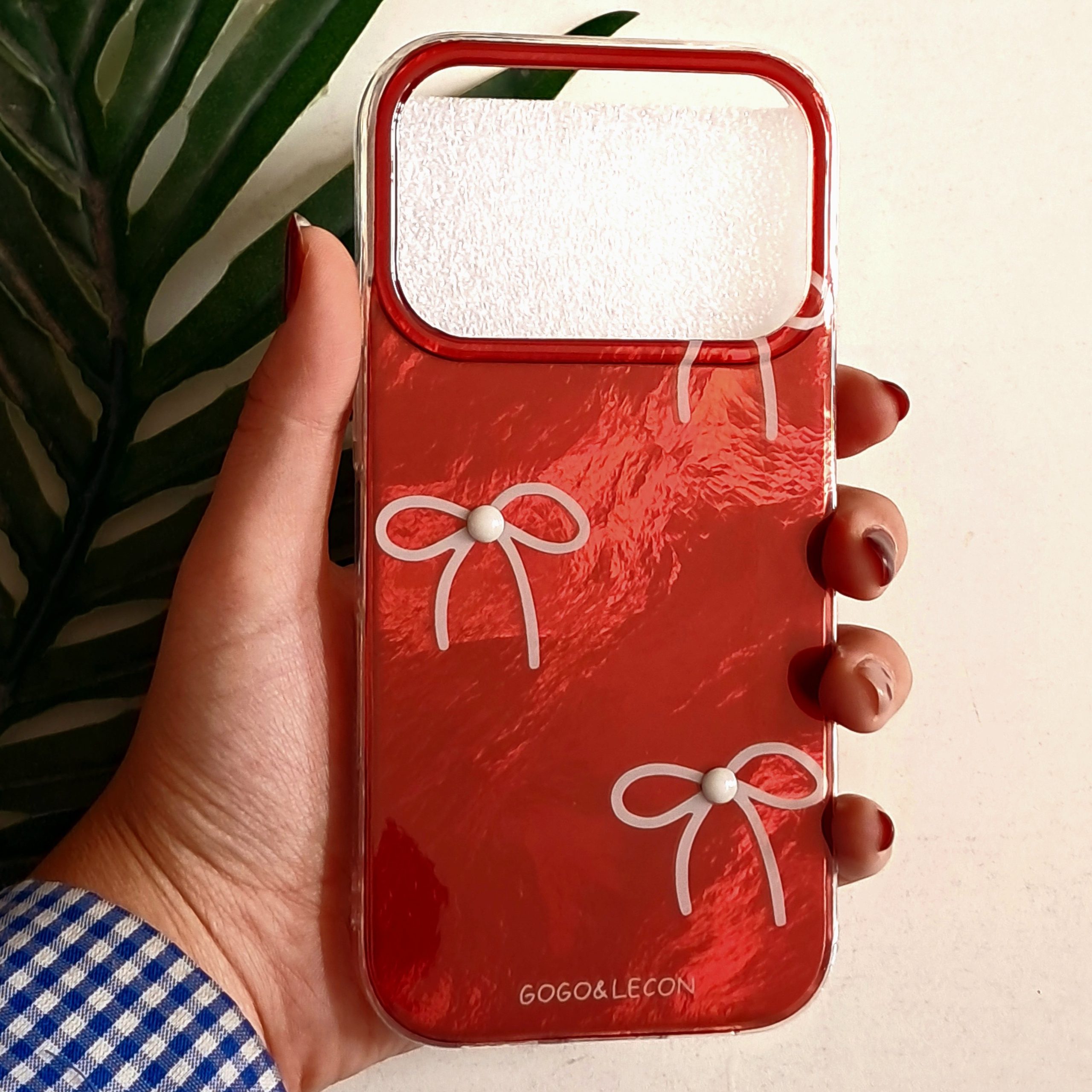 گارد گوشی آیفون 17 پرو مدل براق طرح پاپیون نگین دار رنگ قرمز Iphone 17 pro کاور و محافظ موبایل