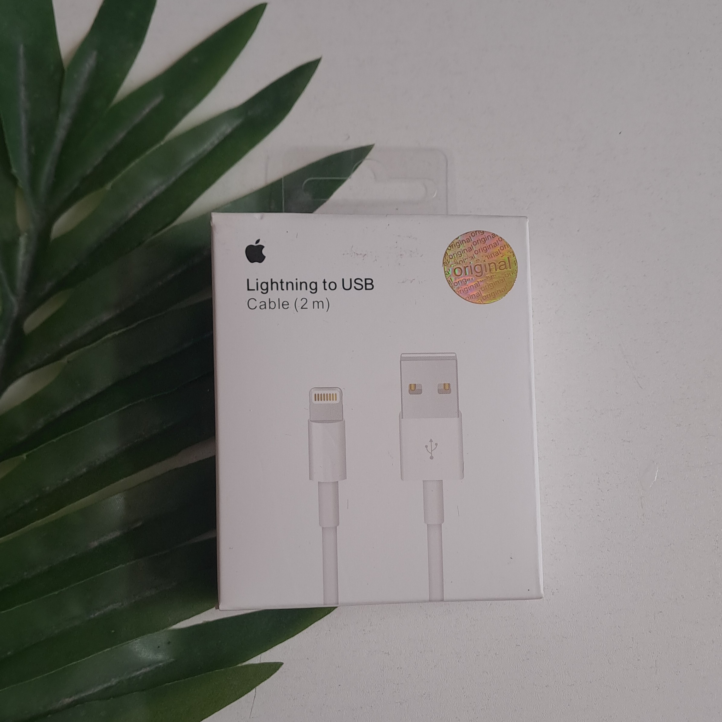 کابل شارژر آیفونی USB به لایتینگ اورجینال 2 متری