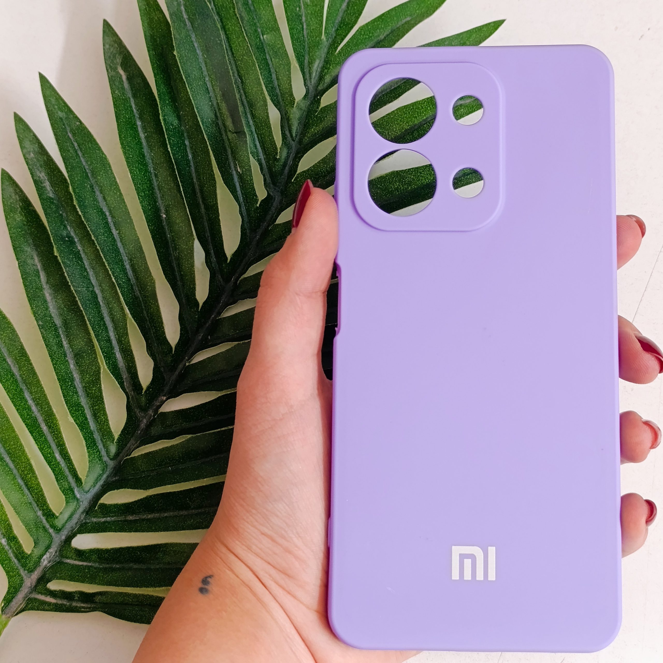 گارد گوشی Redmi 15c مدل سیلیکونی و دارای روکش داخلی رنگ بنفش کم رنگ قاب و کاور محافظ موبایل