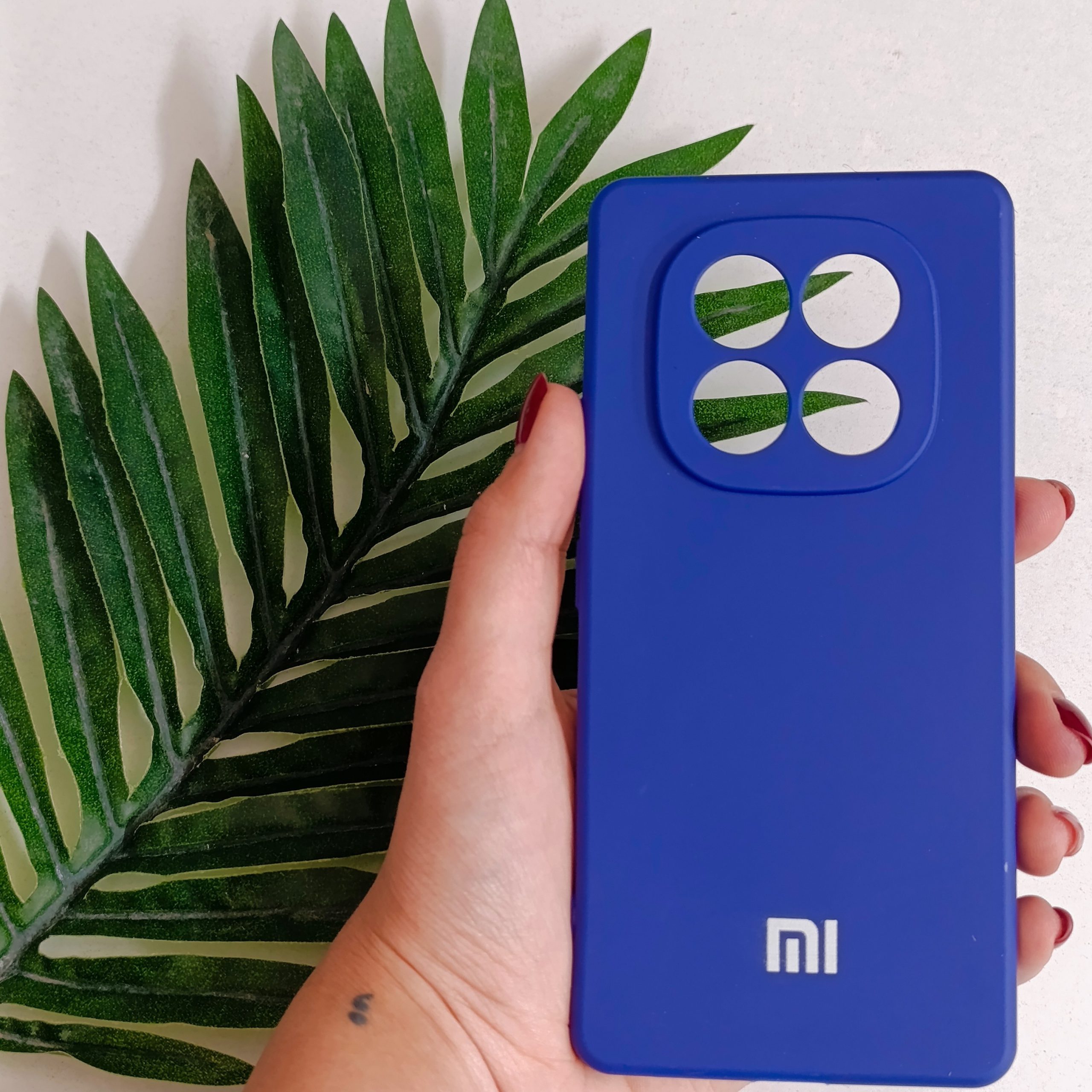 گارد گوشی Note 14 pro مدل سیلیکونی و دارای روکش داخلی رنگ آبی قاب و کاور محافظ موبایل